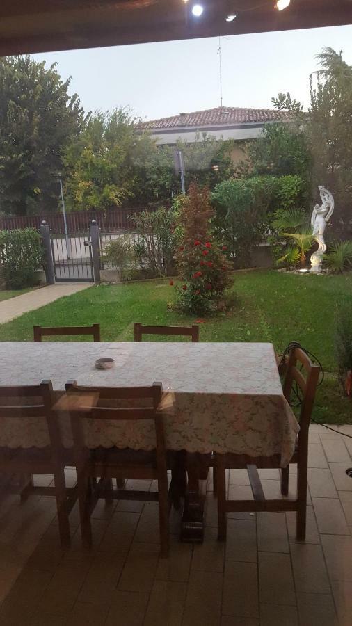 Bed and Breakfast Giulietta E Romeo Peschiera del Garda Exterior foto